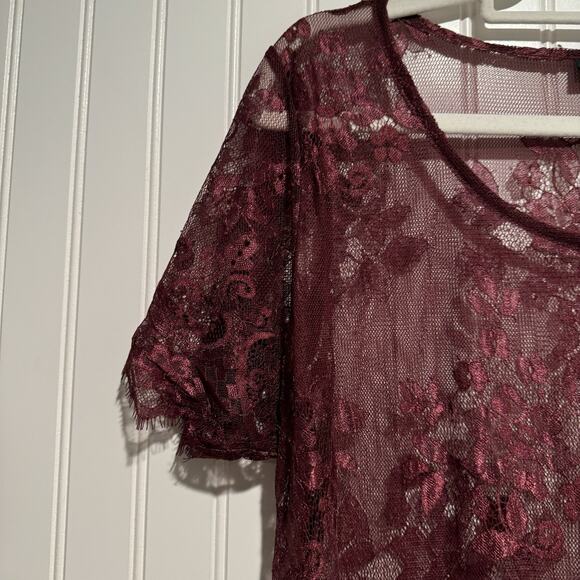 Torrid Burgundy Babydoll Sheer Lace Top Plus Size 0X - Picture 4 of 6